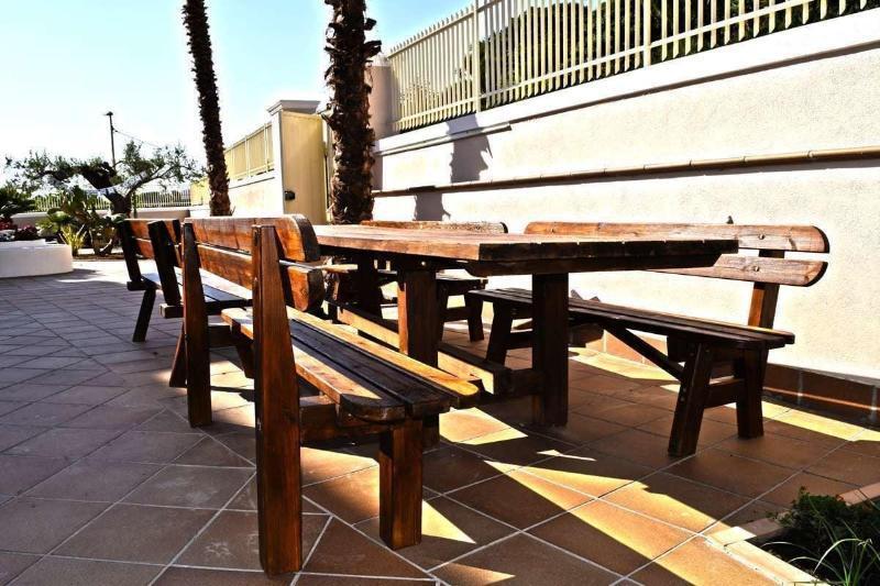Bella Villa San Leone Exterior photo