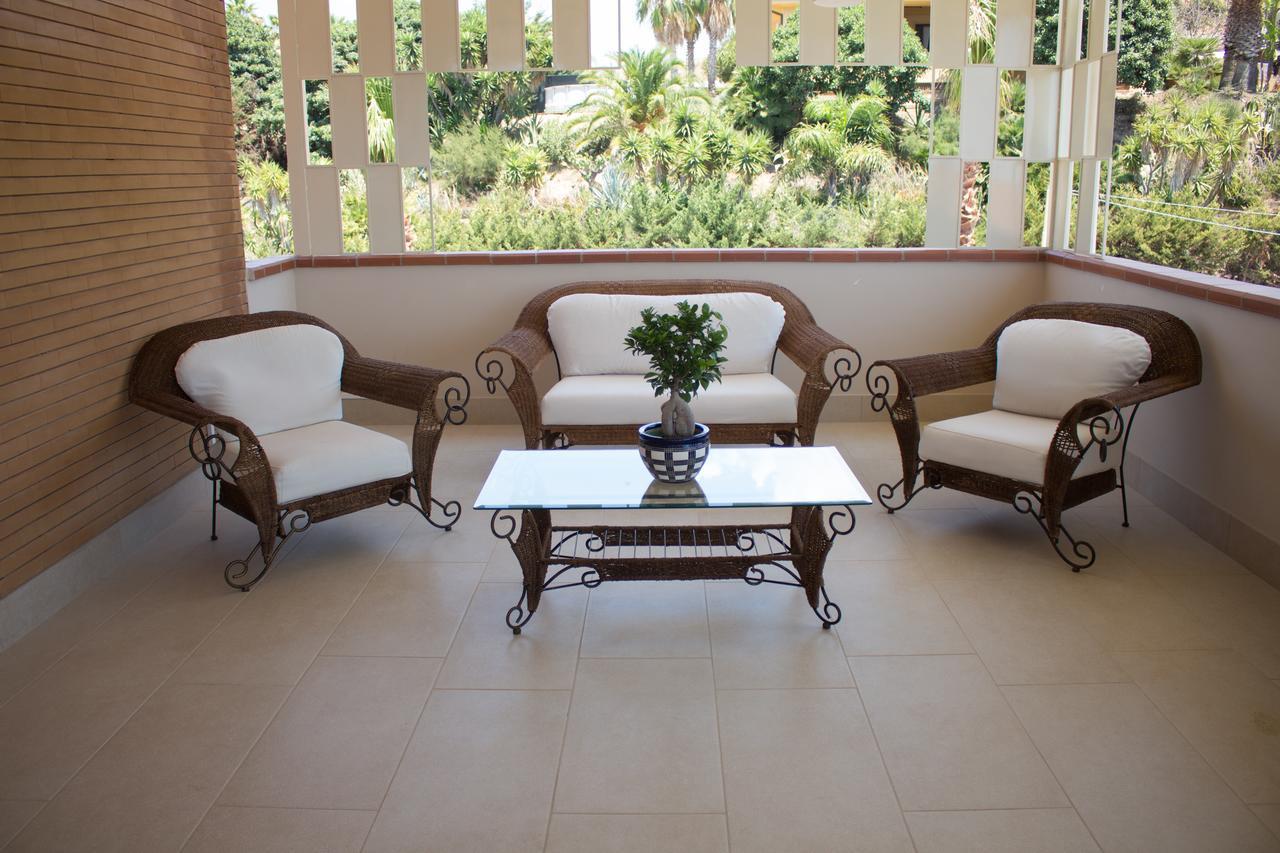 Bella Villa San Leone Exterior photo